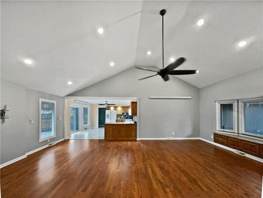 2200 Meadowlark Drive — photo 10