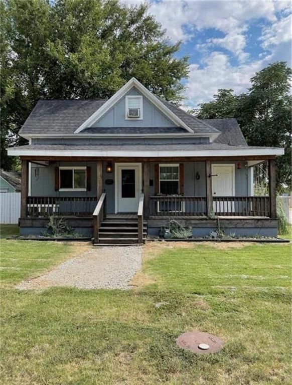 337 W 1st Street, Cherryvale, KS