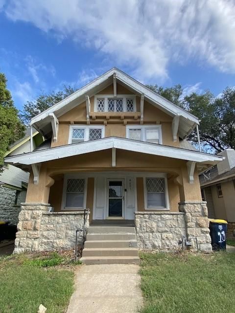4221 CHESTNUT Avenue, Kansas City, MO