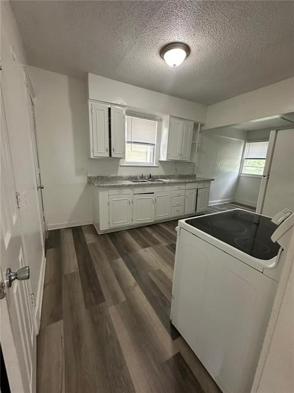 4221 CHESTNUT Avenue — photo 4