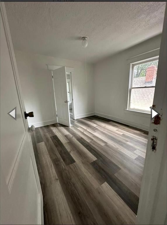 4221 CHESTNUT Avenue — photo 12