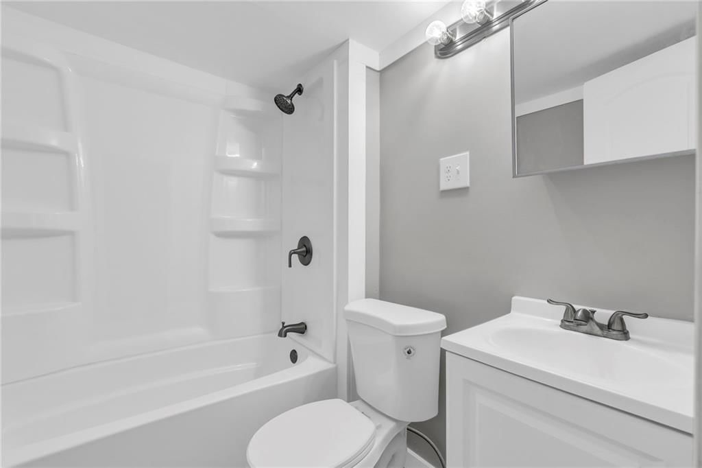 311 N Silver Street — photo 18