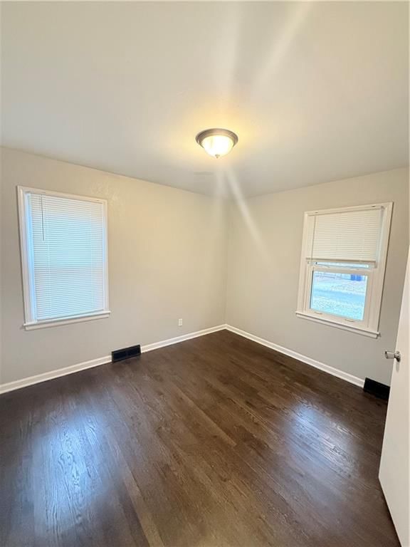6009 Kentucky Avenue — photo 4