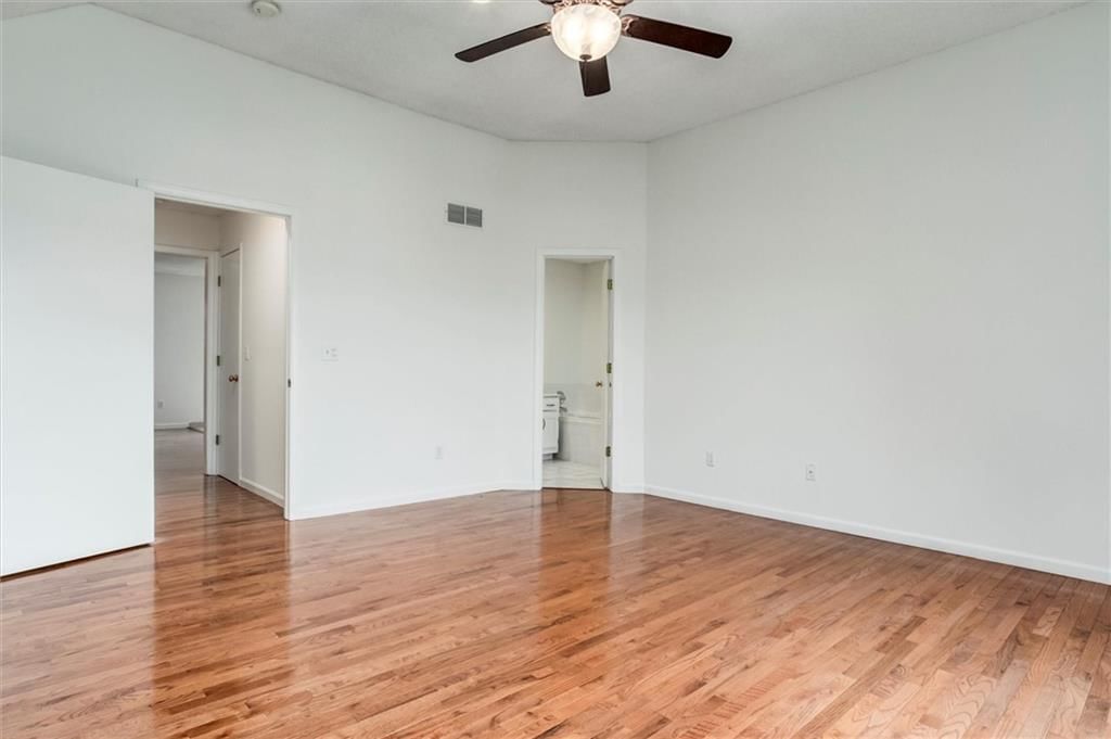 17528 W 111th Place — photo 14