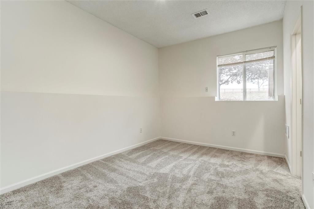 17528 W 111th Place — photo 20