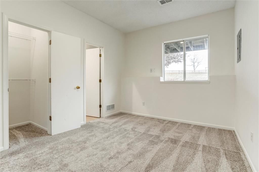 17528 W 111th Place — photo 24