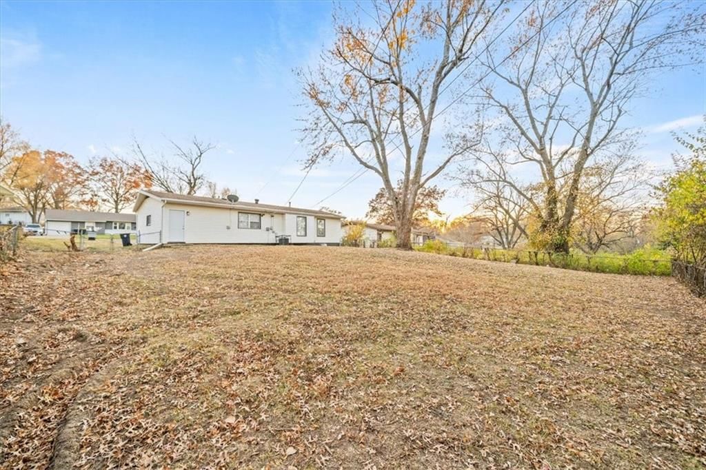 6302 Fairlane Drive — photo 14