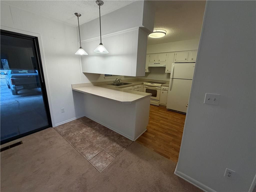 1333 N 77th Street — photo 2