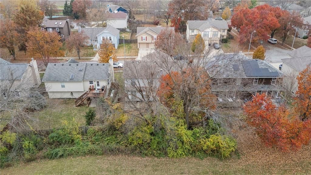 13333 Walnut Street — photo 44