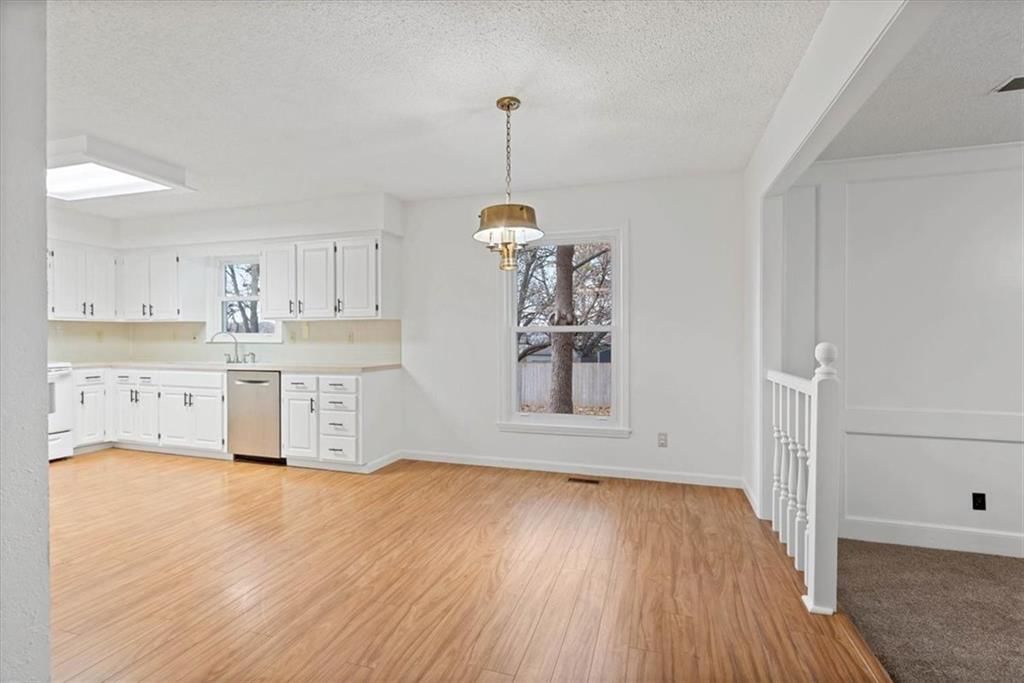 13330 W 112th Terrace — photo 10