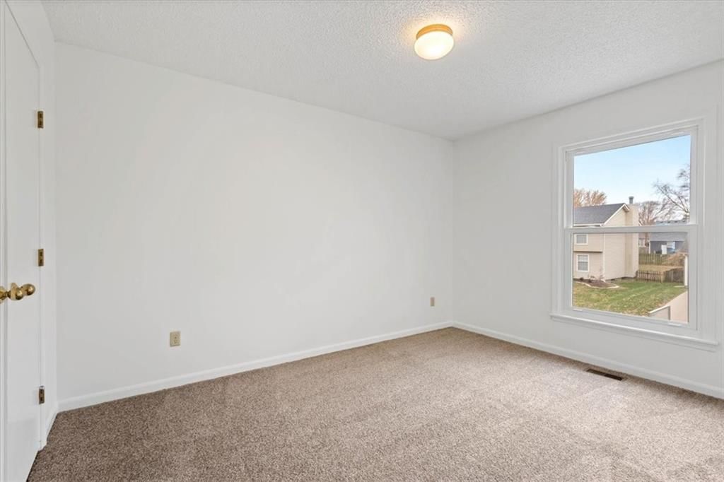 13330 W 112th Terrace — photo 20
