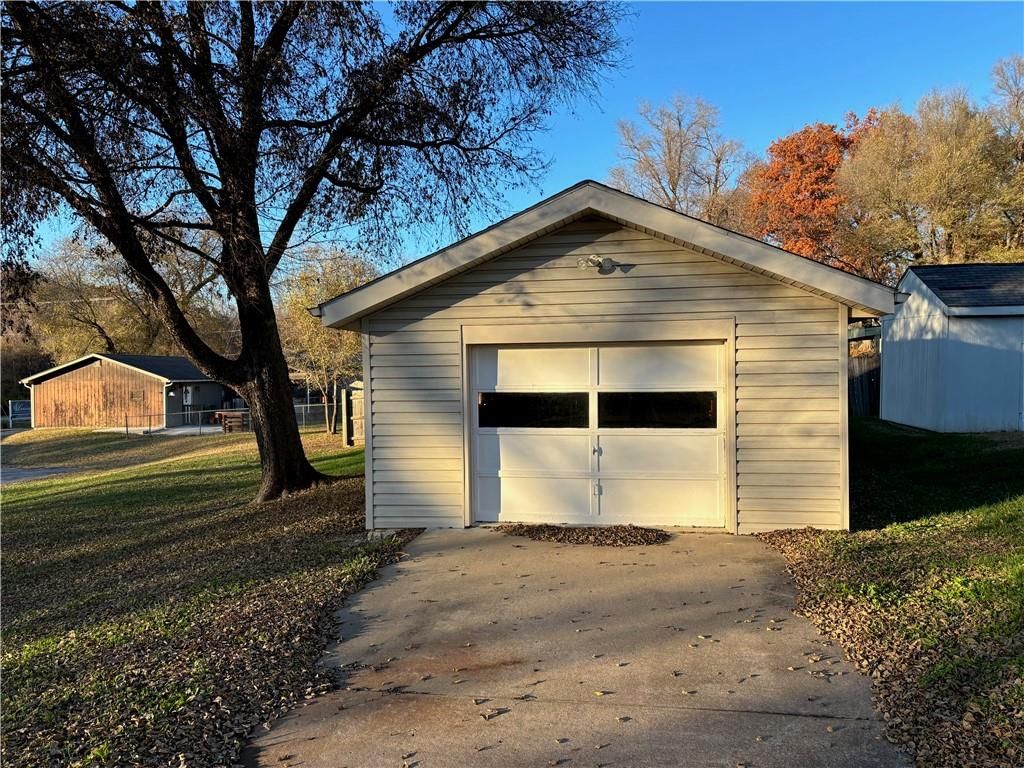 603 E Beth Street — photo 13