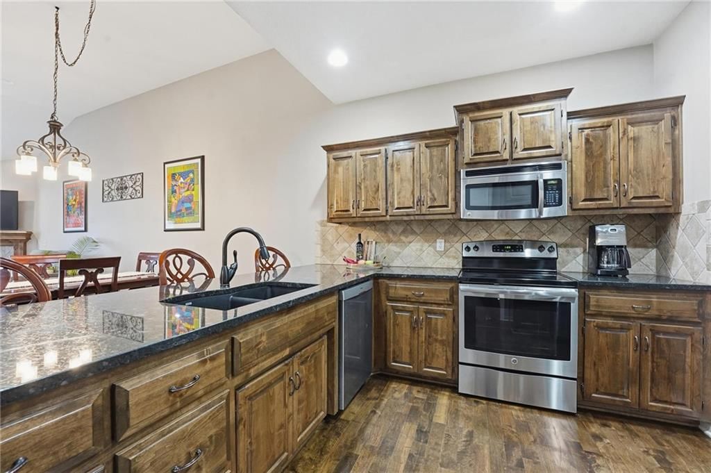14812 Ashmont Lane — photo 4