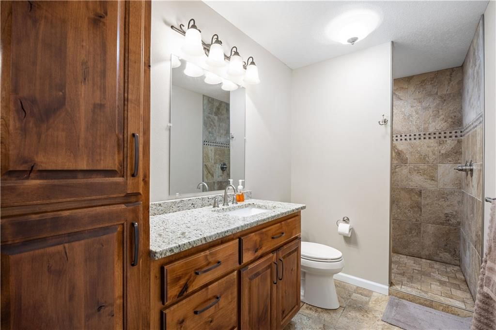 402 W Craig Road — photo 15