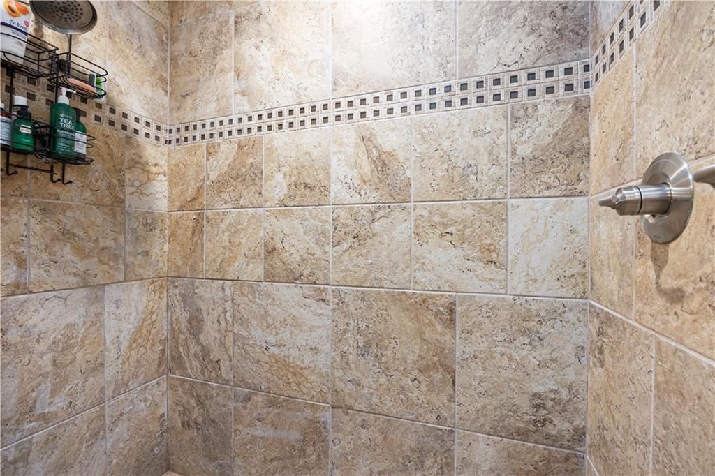 402 W Craig Road — photo 16