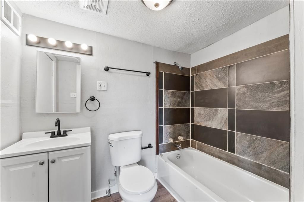 1202 E 23rd Street — photo 15