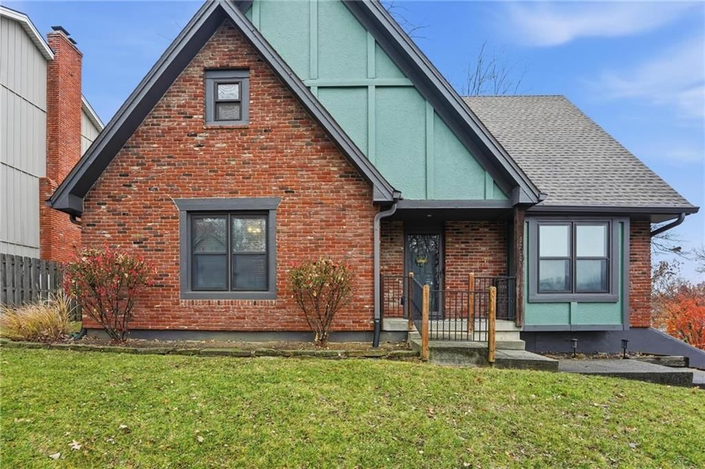 3704 NW 74TH Street, Kansas City, MO