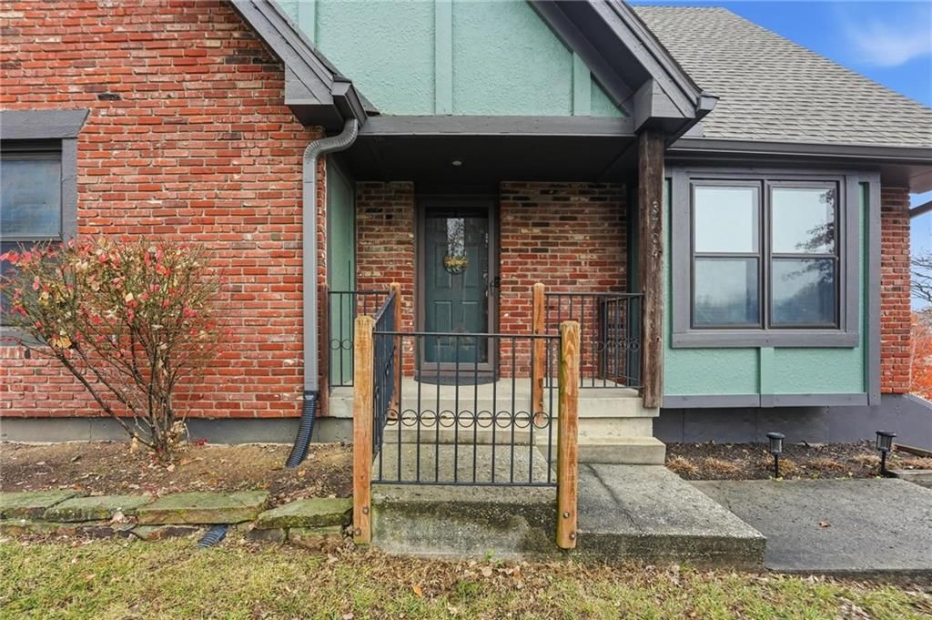 3704 NW 74TH Street — photo 2
