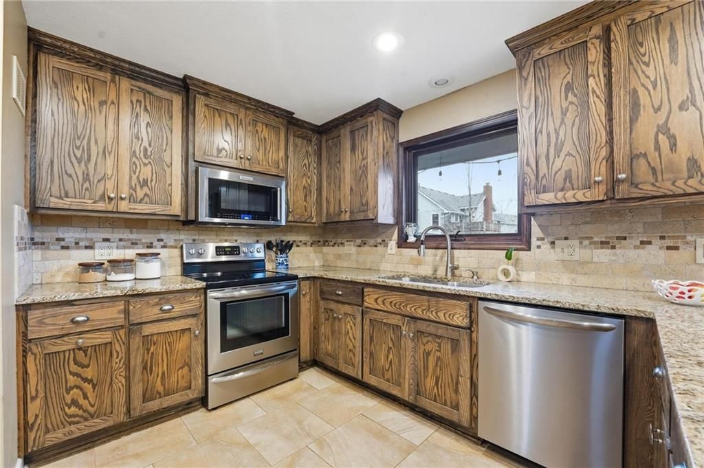 3704 NW 74TH Street — photo 12
