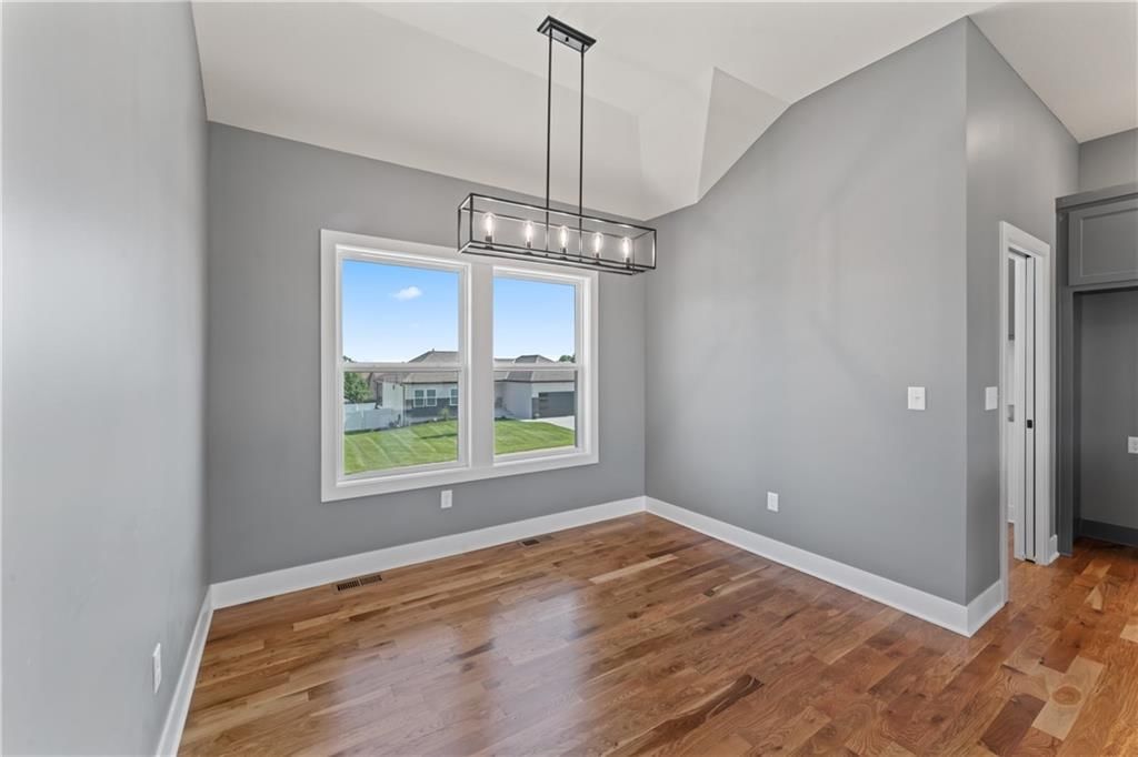 814 W Shawhan Parkway — photo 22
