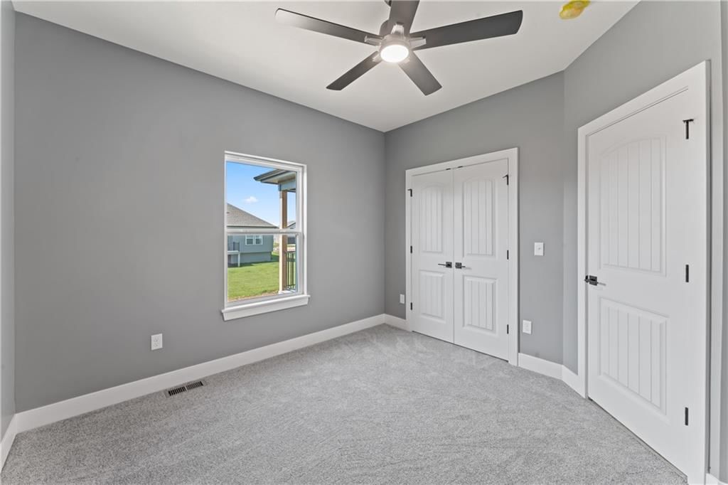 814 W Shawhan Parkway — photo 33