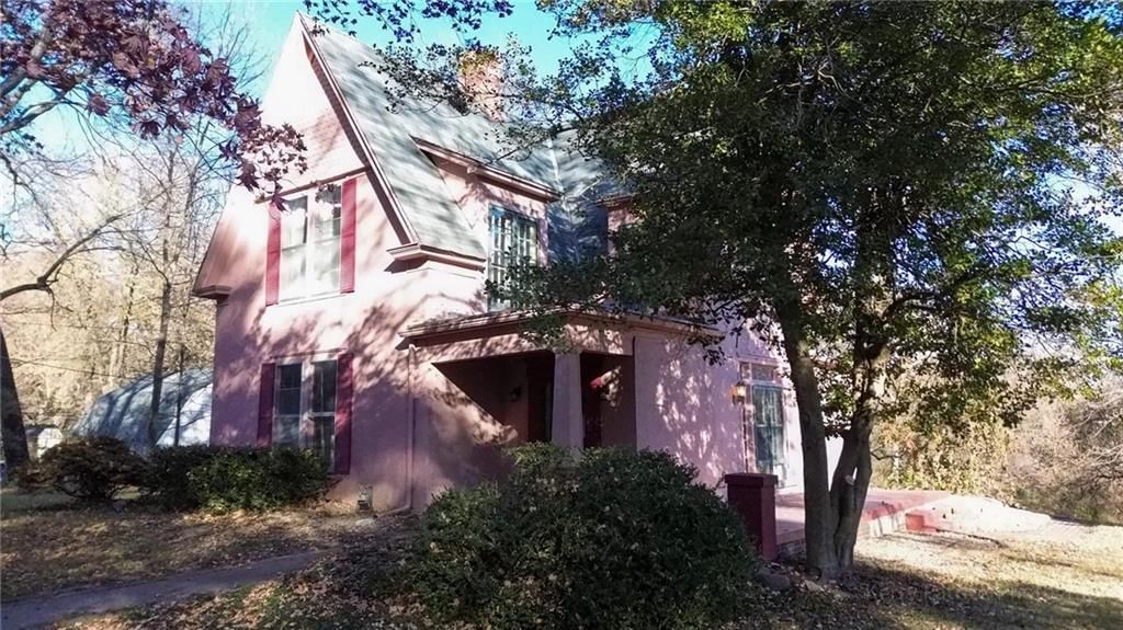 1911 N 22nd Street — photo 2