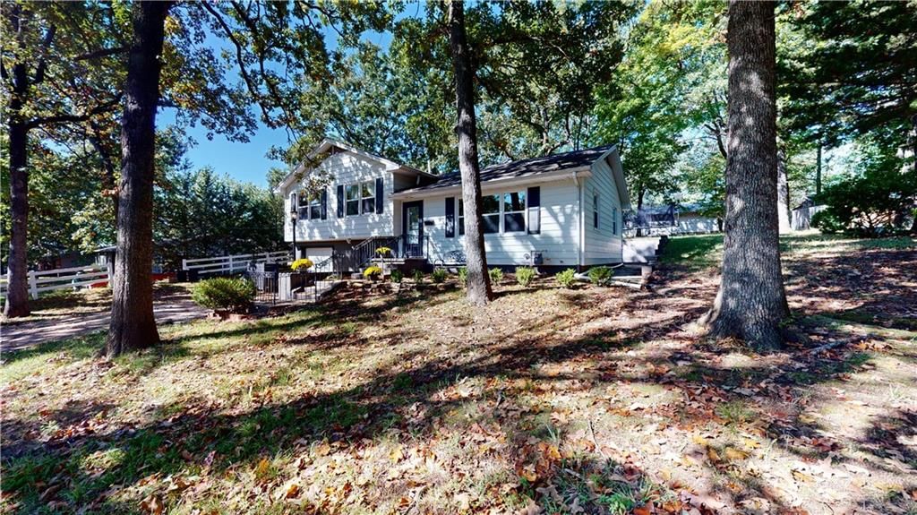 1020 S Adams Street — photo 4