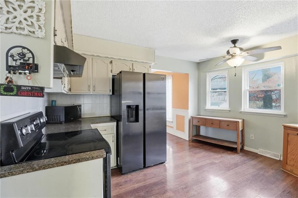 9201 W 48th Terrace — photo 10