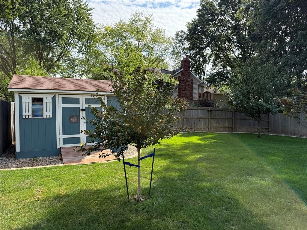 124 SW 27th Street — photo 8