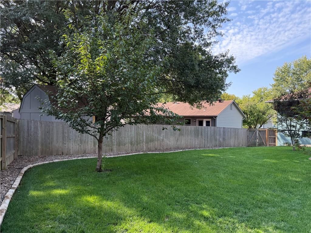 124 SW 27th Street — photo 10