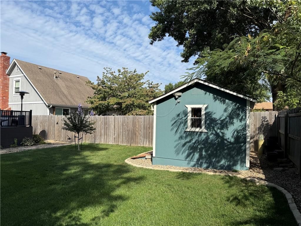 124 SW 27th Street — photo 12