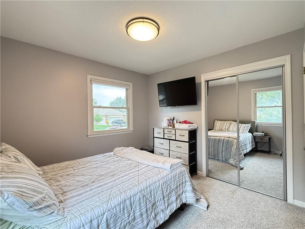124 SW 27th Street — photo 35