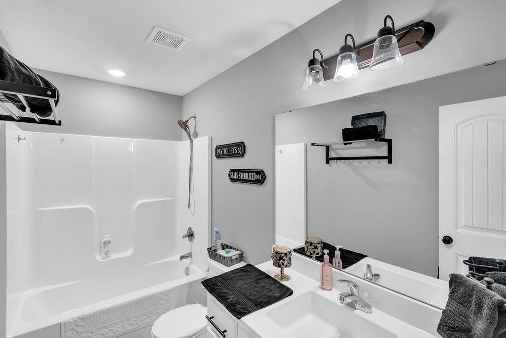 11709 N Windsor Avenue — photo 14