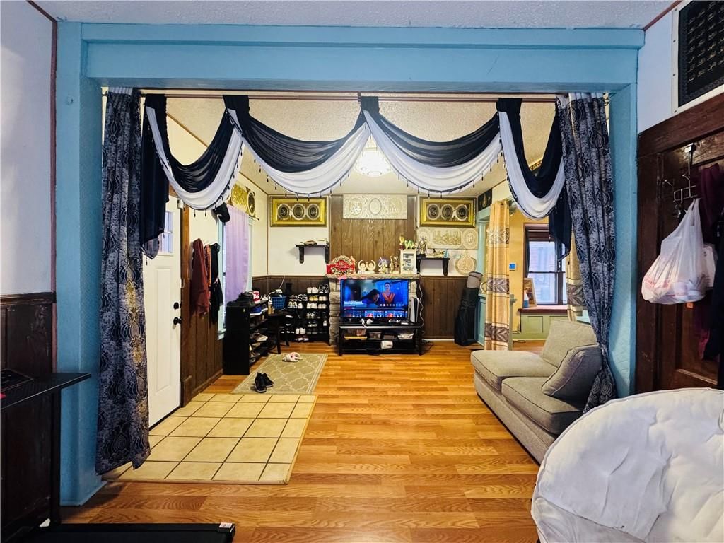 302 N Wheeling Avenue — photo 3
