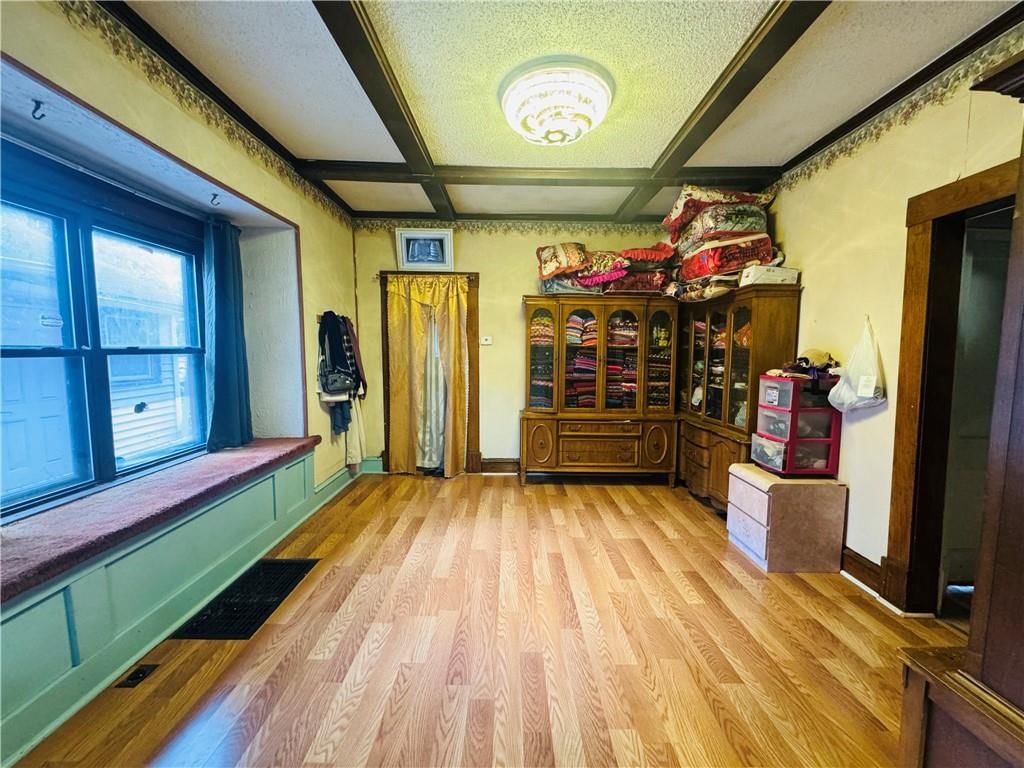 302 N Wheeling Avenue — photo 4