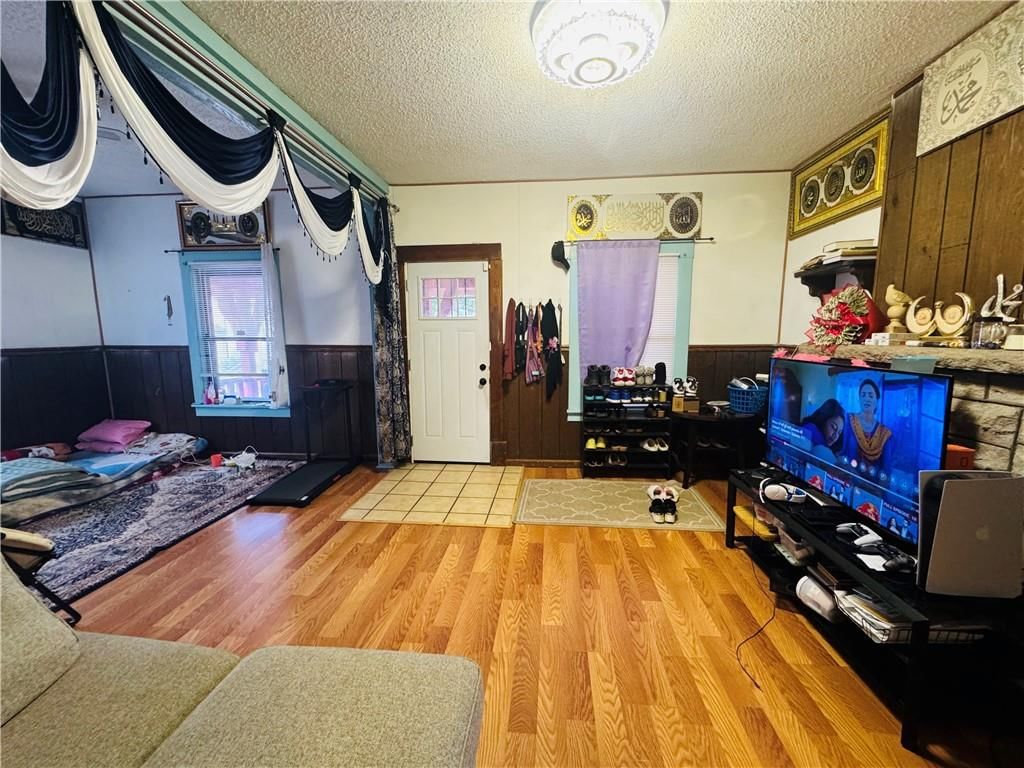 302 N Wheeling Avenue — photo 5