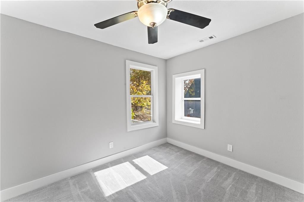 4432 Forest Avenue — photo 22