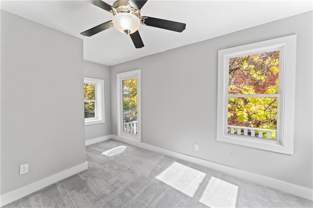 4432 Forest Avenue — photo 23