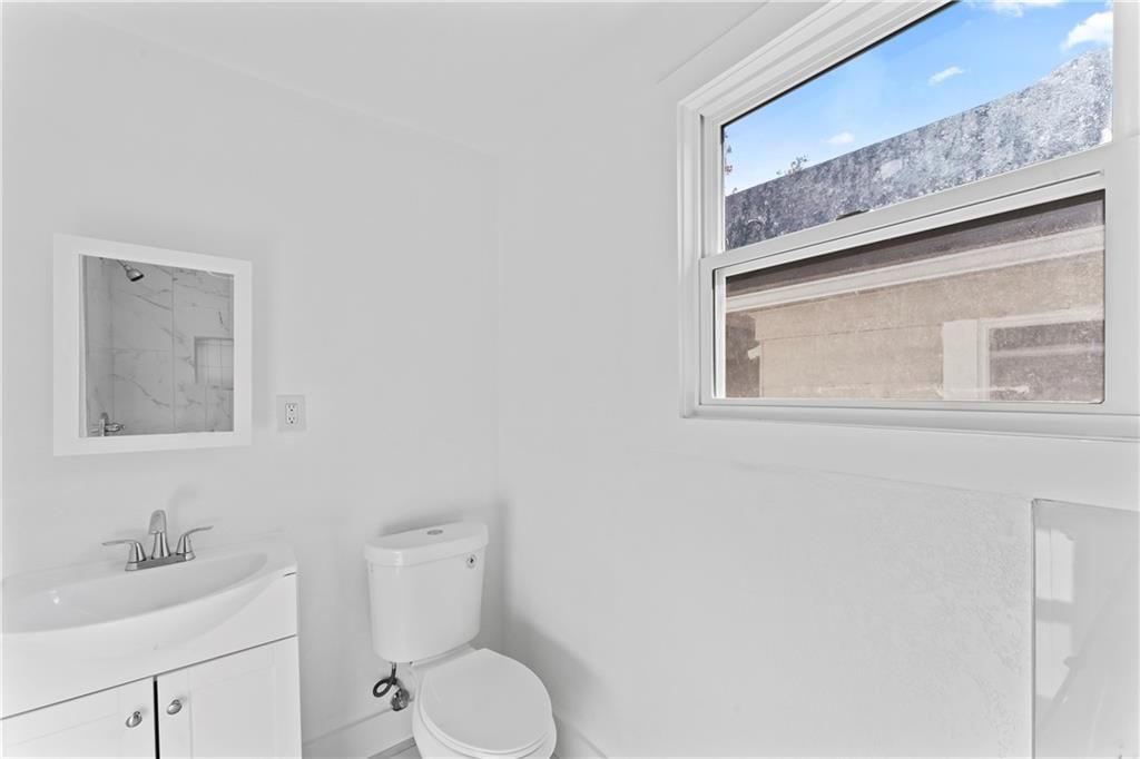 4432 Forest Avenue — photo 26