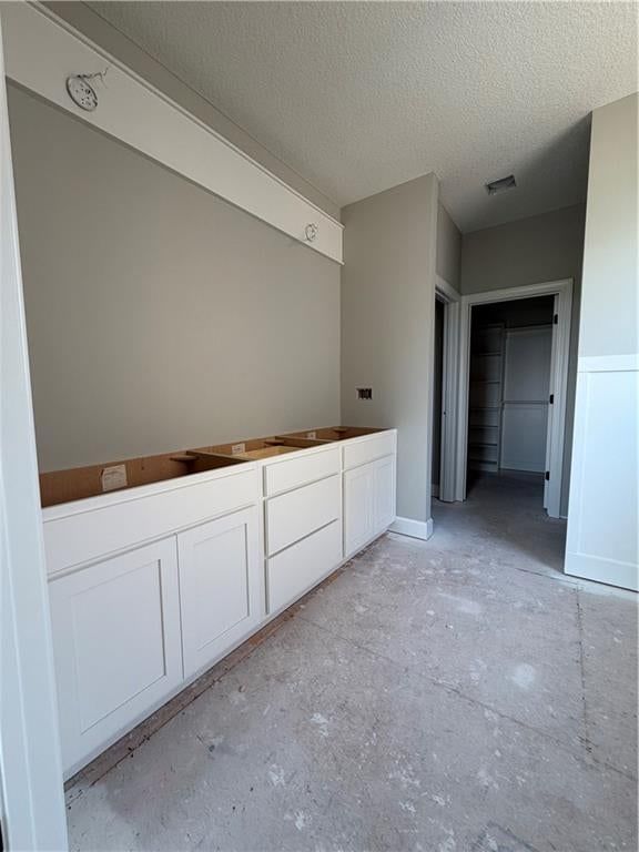 Photo 54 of 58 - 4005 W 158th Place, Overland Park, KS 66224