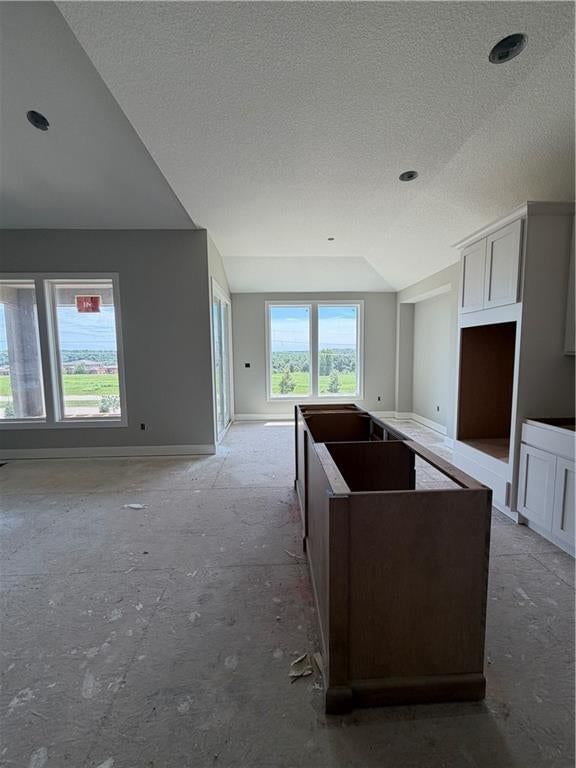Photo 49 of 58 - 4005 W 158th Place, Overland Park, KS 66224