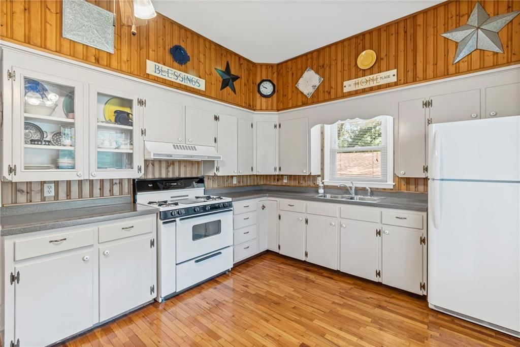 324 Harrison Street — photo 11
