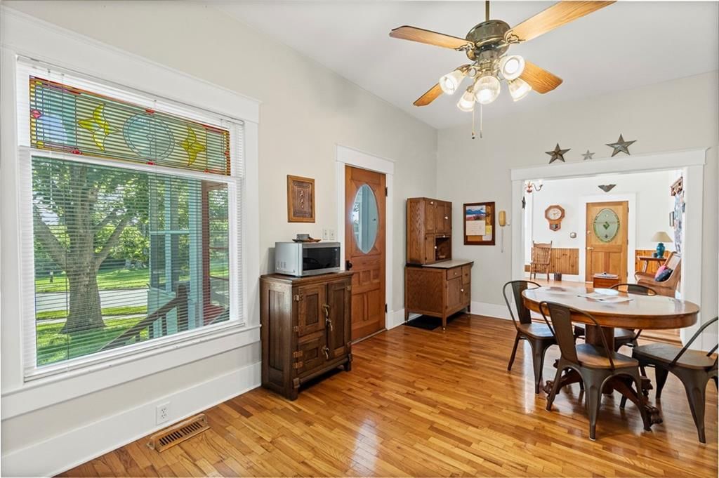 324 Harrison Street — photo 12