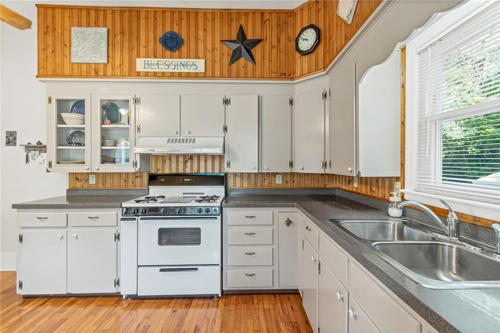 324 Harrison Street — photo 13