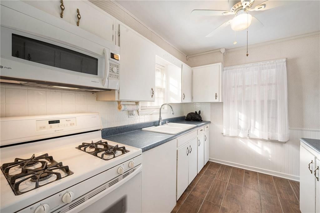4325 NE 52nd Terrace — photo 6