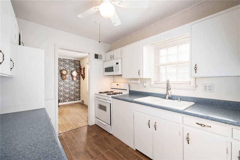 4325 NE 52nd Terrace — photo 7