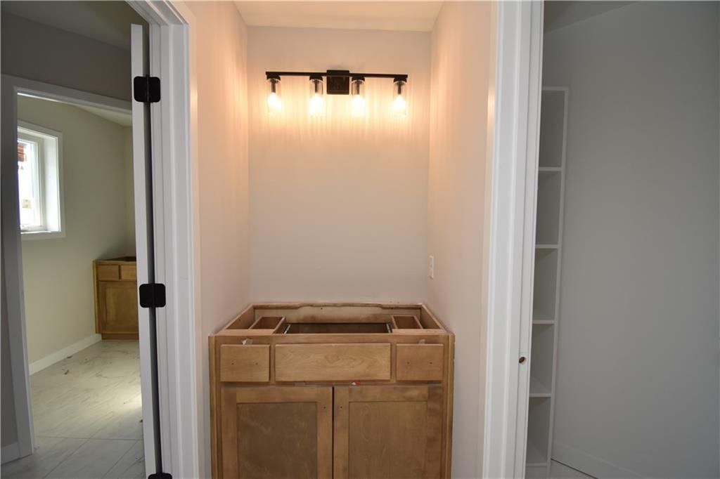 8007 NE 77th Street — photo 26