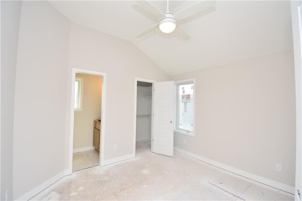 8007 NE 77th Street — photo 28
