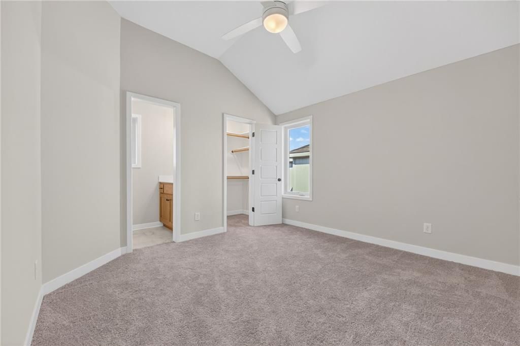 8007 NE 77th Street — photo 47