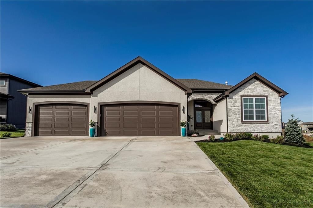 15475 W 172nd Court, Olathe, KS